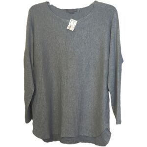 Metric Knits Women's Sweater NWT Size Large